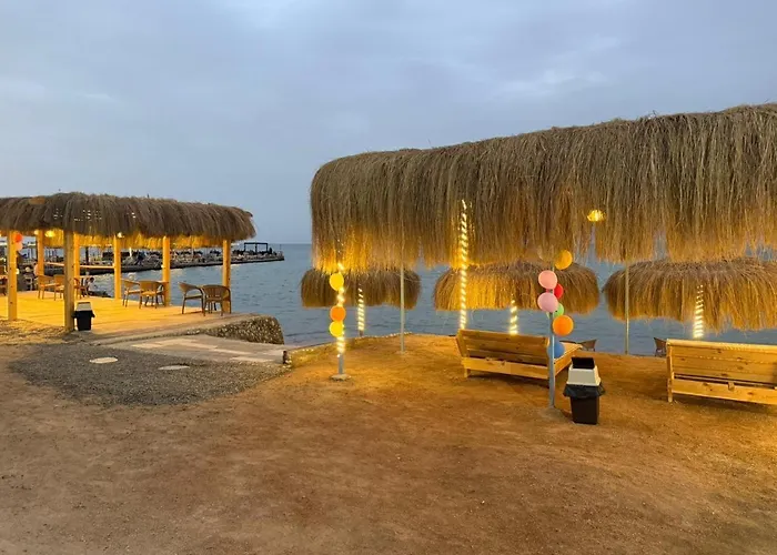 Red Sea Superior Beachfront Apartment *